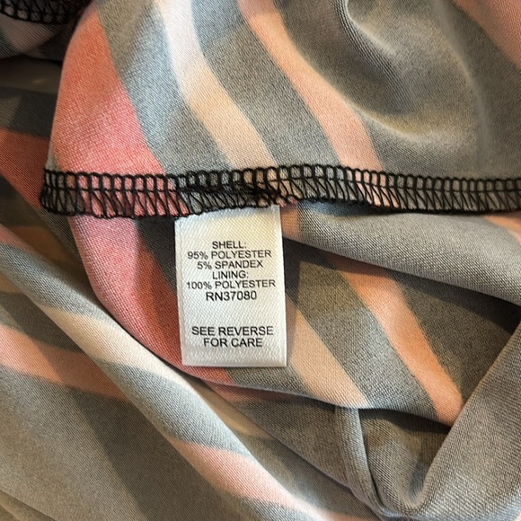 Versona Red and Black Sheath Midi Dress - Picture 8 of 9